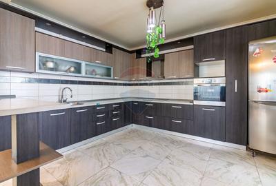 Casă / vilă de vânzare în Balotești | aprox. 350 mp | teren 1.015 mp - 35