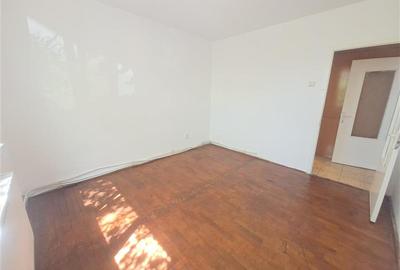 3 camere, etaj 2, aproape de centru – un apartament spatios si luminos, zona foa - 22