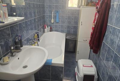 Apartament 3 camere decomandat, etaj 1, hol H, 8 minute metrou Timpuri Noi - 9