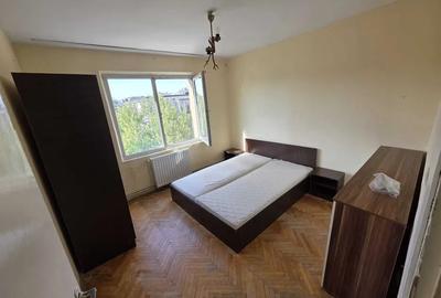 Vand in Dambul Pietros apt. 2 camere,et.4 , semidecomandat - 8