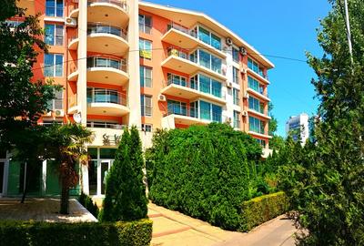 Apartament cu 3 camere decomandat, mobilat în Central