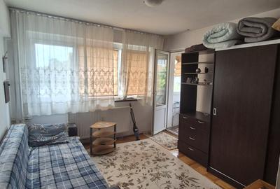 Apartament cu 2 camere semidecomandat în Alexandru Obregia