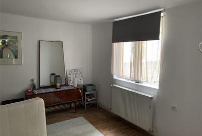 Inchiriere casa individuala 4 camere, gradina de 900 mp, in Dambul Rotund- zona - 9