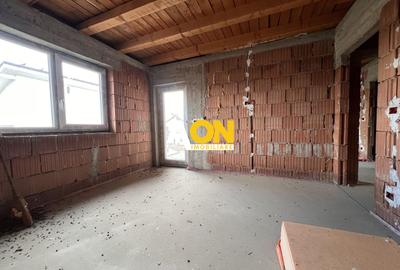 Casa | 250 mpu | SEMIFINISATA | Zona Micesti - 11