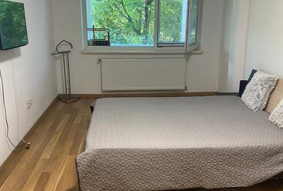Apartament 2 camere cu loc de parcare, renovat modern,  Aleea Muscel - 16