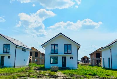 Casă individuală cu 4 camere în Sângeorgiu de Mureș