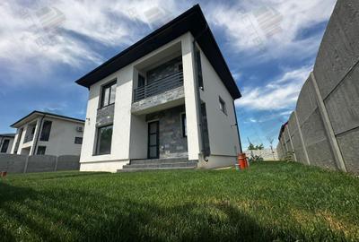 Casa Individuala P+1E  De Vanzare | 4 Camere | Teren 430 mp | Comuna Berceni - 1