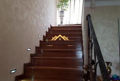 CASA CU ETAJ IN ORAS - 3