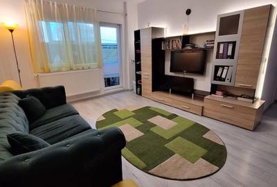 Apartament cu 3 camere decomandat, mobilat în Ozana