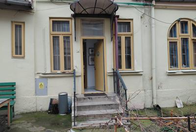 Piata Sfantul Stefan-Corp de casa, parter, teren in proprietate 60 mp - 1