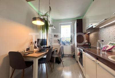 Apartament cu 2 camere semidecomandat, mobilat în Borhanci
