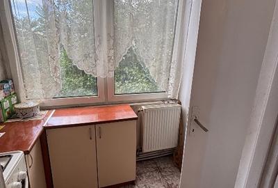 Apartament 2 camere- central Duiliu Zamfirescu bloc 11 - 15