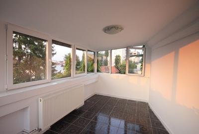 Apartament 4 camere si mansarda in vila, Calarasilor Traian - 17
