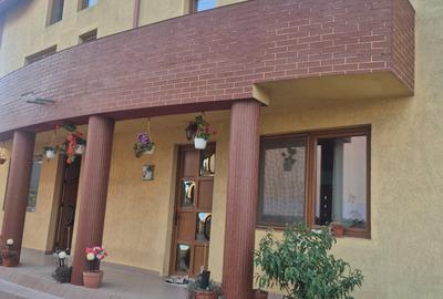 DUPLEX DEOSEBIT – IDEAL PENTRU 2 FAMILII SAU O FAMILIE NUMEROASĂ | NĂVODARI - 3