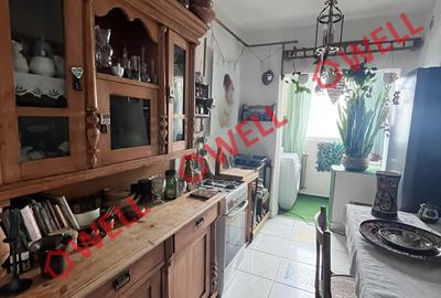 De vânzare Apartament recompartimentat din 3 camere, în 2 camere! - 2