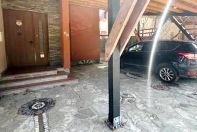 Spacious house for rent with nice yard, garden & covered parking | Pet friendly - 3