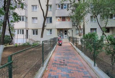 Inchiriere Apartament cu 4 camere Dristor - Cabinet Medical, Birouri - 3