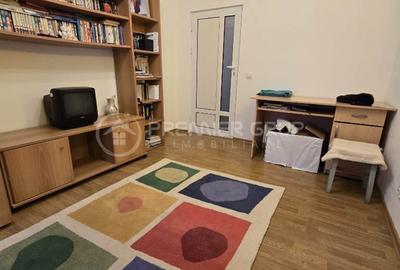 Apartament cu 3 camere decomandat în Păcurari