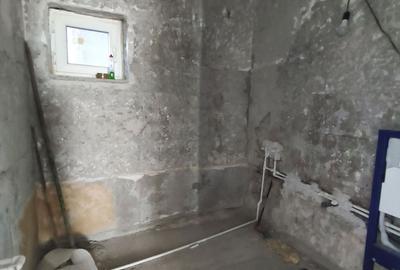 Apartament Anda 3 camere dec cu 2 bai, etaj 1, bloc 1981, Profi. - 13