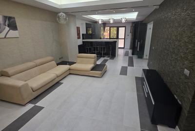 Apartament cu 3 camere decomandat, mobilat în Moșilor