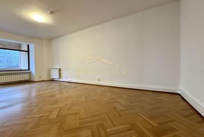 Vila centrala cu 13 camere *460mpu* + garaj // Dorobanți - 25