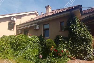 Casa cu 6 camere si 961 mp teren in zona Trei Stejari din Sibiu - 2