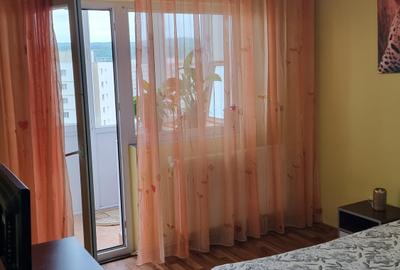 Apart. 4 cam, etaj 10, zona Ostroveni, mobilat, utilat, cu centrala proprie - 1