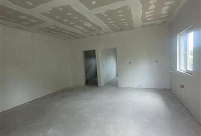 Casa de Vanzare Lumina Finisata la Cheie, Aproape de Centru - 6