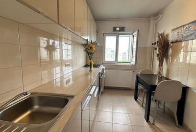 Apartament cu 2 camere decomandat în Tineretului