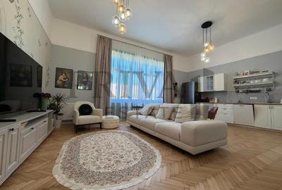 Apartament cu 3 camere circular, mobilat în Central