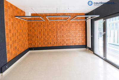 Spațiu comercial, de 100.00 mp, în Ultracentral