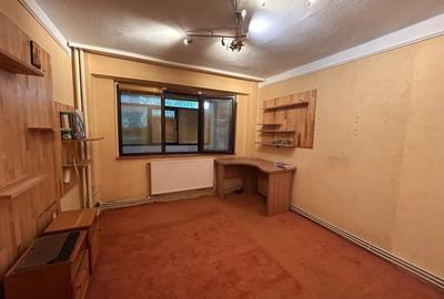 Apartament 3 camere - suprafata 79mp, zona Viziru 3, parter. - 3