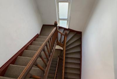 Vilă istorică de vânzare  Castel Aura Buzescu Bușteni  str. Victoriei nr. 11 - 48