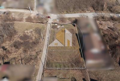 Teren Construcții intravilan de 1200 mp, în Nord-Vest
