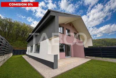 Casa tip duplex cu 4 camere si curte de vanzare in Tauti comision 0% - 2