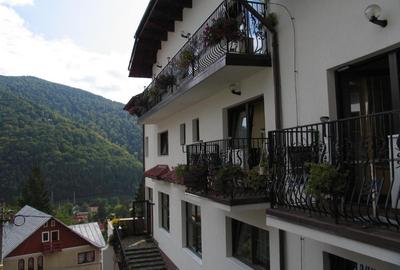 Pensiune functionala situata in Sinaia - 3