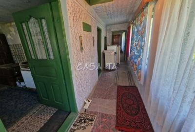 Casa situata in orasul Targu-Carbunesti , Sat Ștefanesti - 8