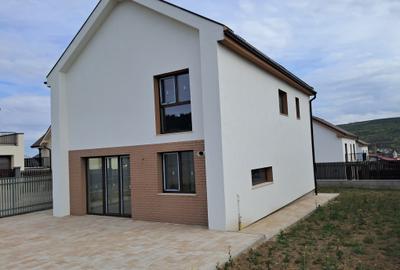 Casa individuala  sup. 120 mp P+E, teren 504 mp  in Chinteni - 4