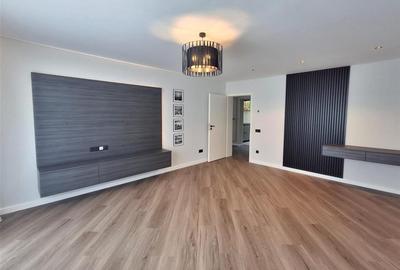 Apartament de LUX  2 camere decomandat pivnita zona Strand - 8