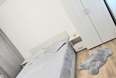 Apartament  3 camere decomandat NICOLINA, Podu Ros, spatios si luminos - 2