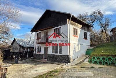 Casa in Poiana Campina--69.000e - 2