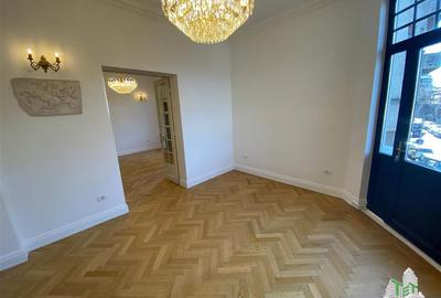 Apartament de vanzare cu 5 camere, imobil consolidat - 9