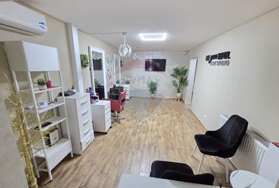 Spațiu comercial, de 47 mp, în Central