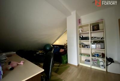 Casa cu 6 camere de vanzare in localitatea Sanandrei, zona Centrala - 29