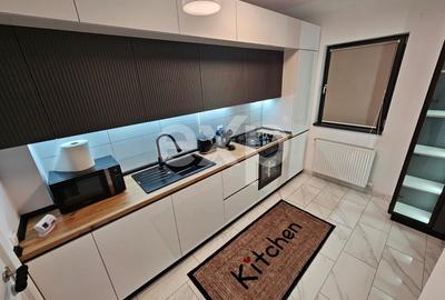 Inchiere apartament 3 camere Central, bloc nou - 1