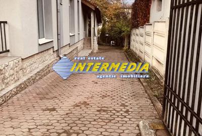 Vanzare Casa 7 Camere Renovata P+M cu 750 mp Teren acces 2 strazi topAlba CENTRU - 4