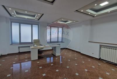 Spațiu de birouri de 1,054mp de închiriat în zona Bucureștii Noi - 32