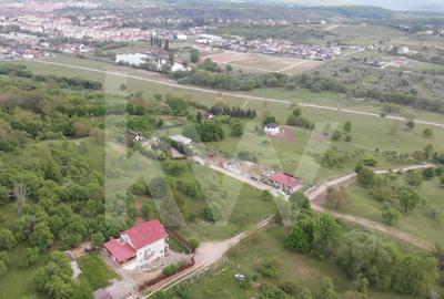 Teren intraviln în Cisnădioara –  Panoramă  spre Cetate si muntii Fagaras - 7