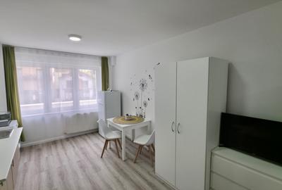 Garsonieră pet-friendly, utilități incluse, Str. București - 8