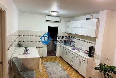 Apartament cu 2 camere decomandat în E3